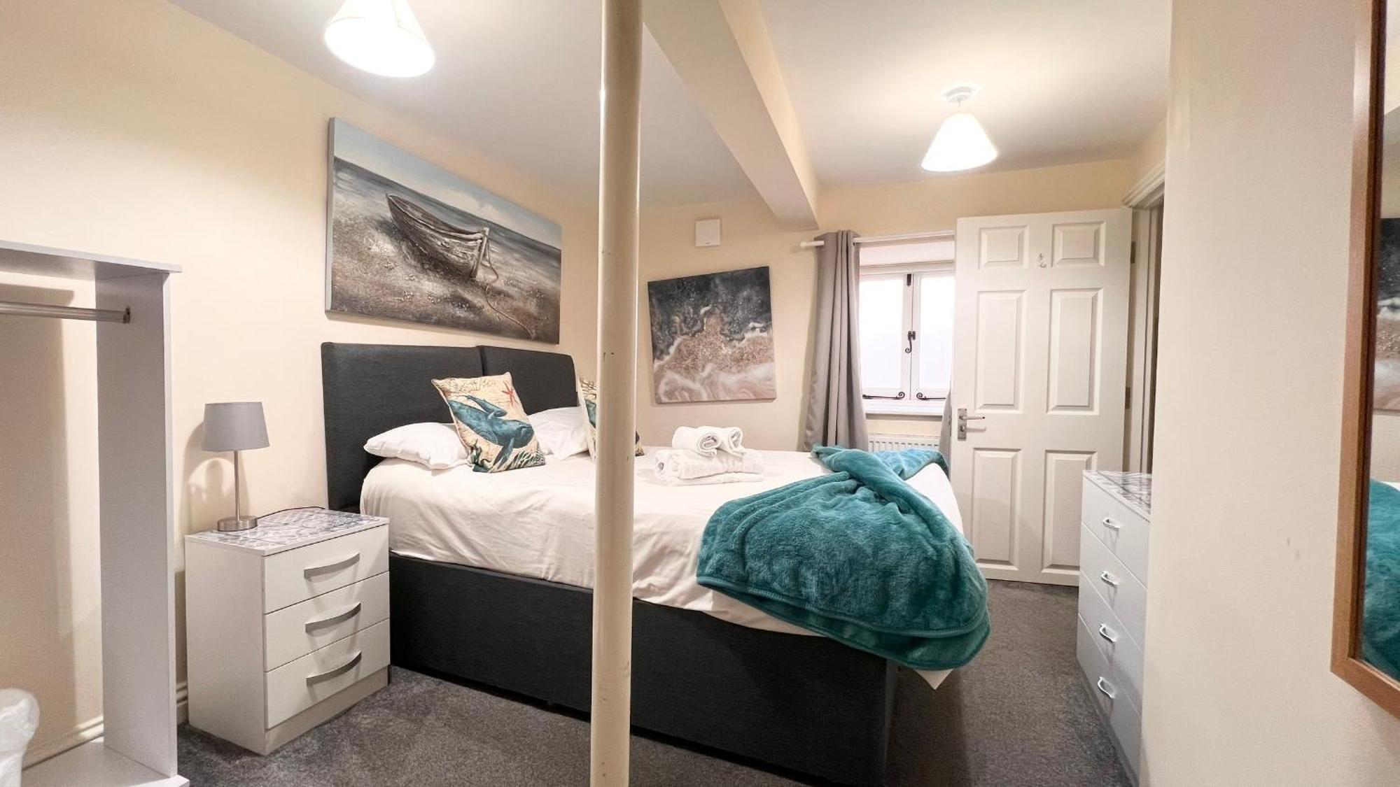 Pike House Apartment Уеймут Екстериор снимка