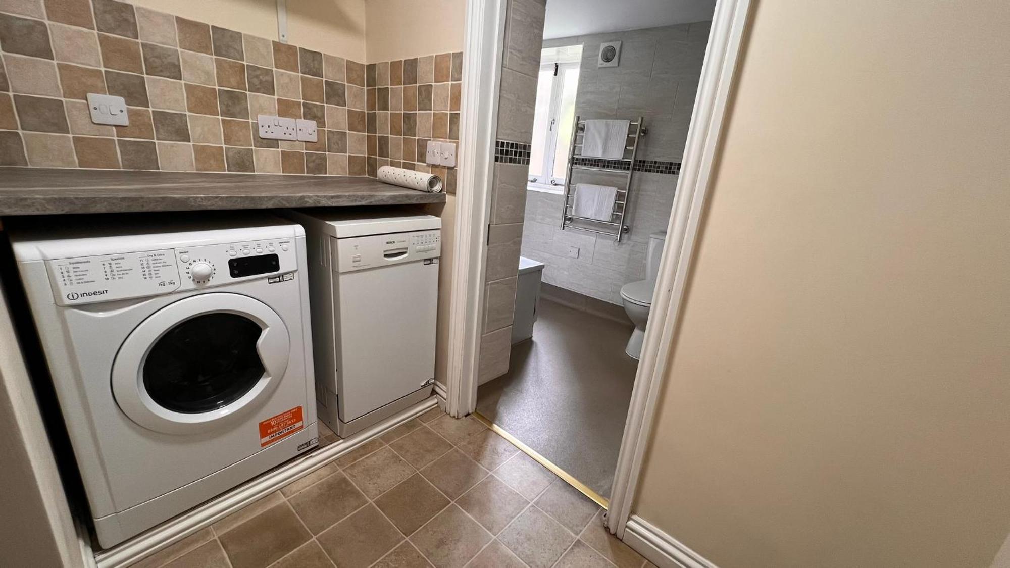 Pike House Apartment Уеймут Екстериор снимка